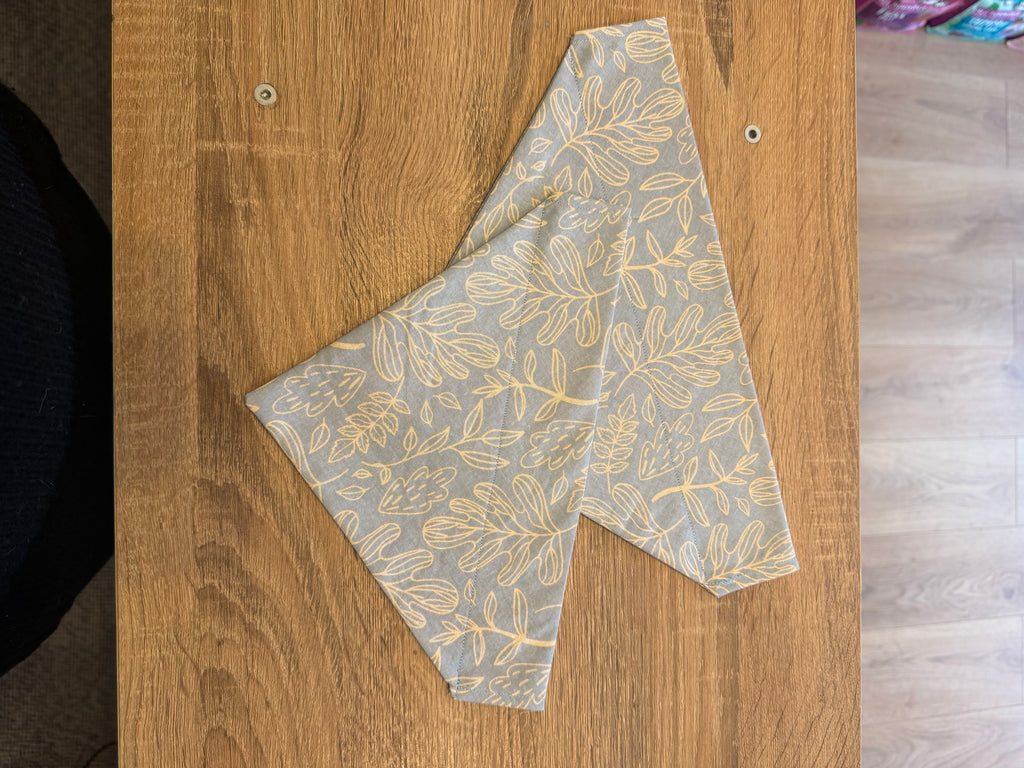 Blue & Beige Leaves Bandana