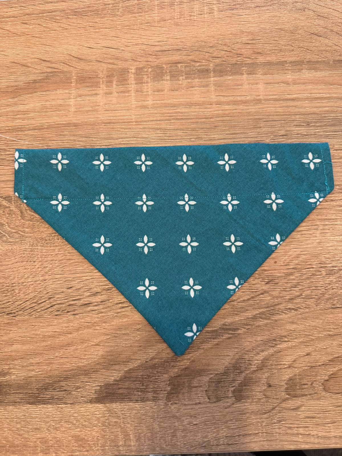 Teal Leaf Diamond Bandana