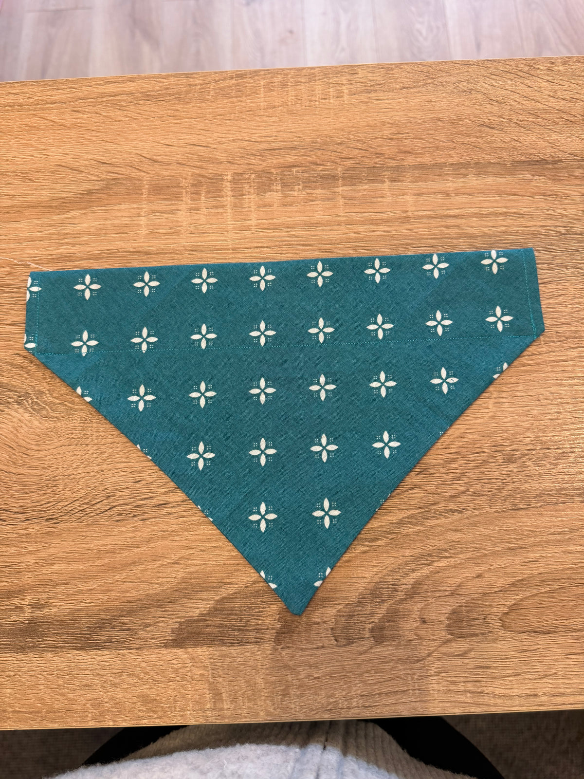 Teal Leaf Diamond Bandana
