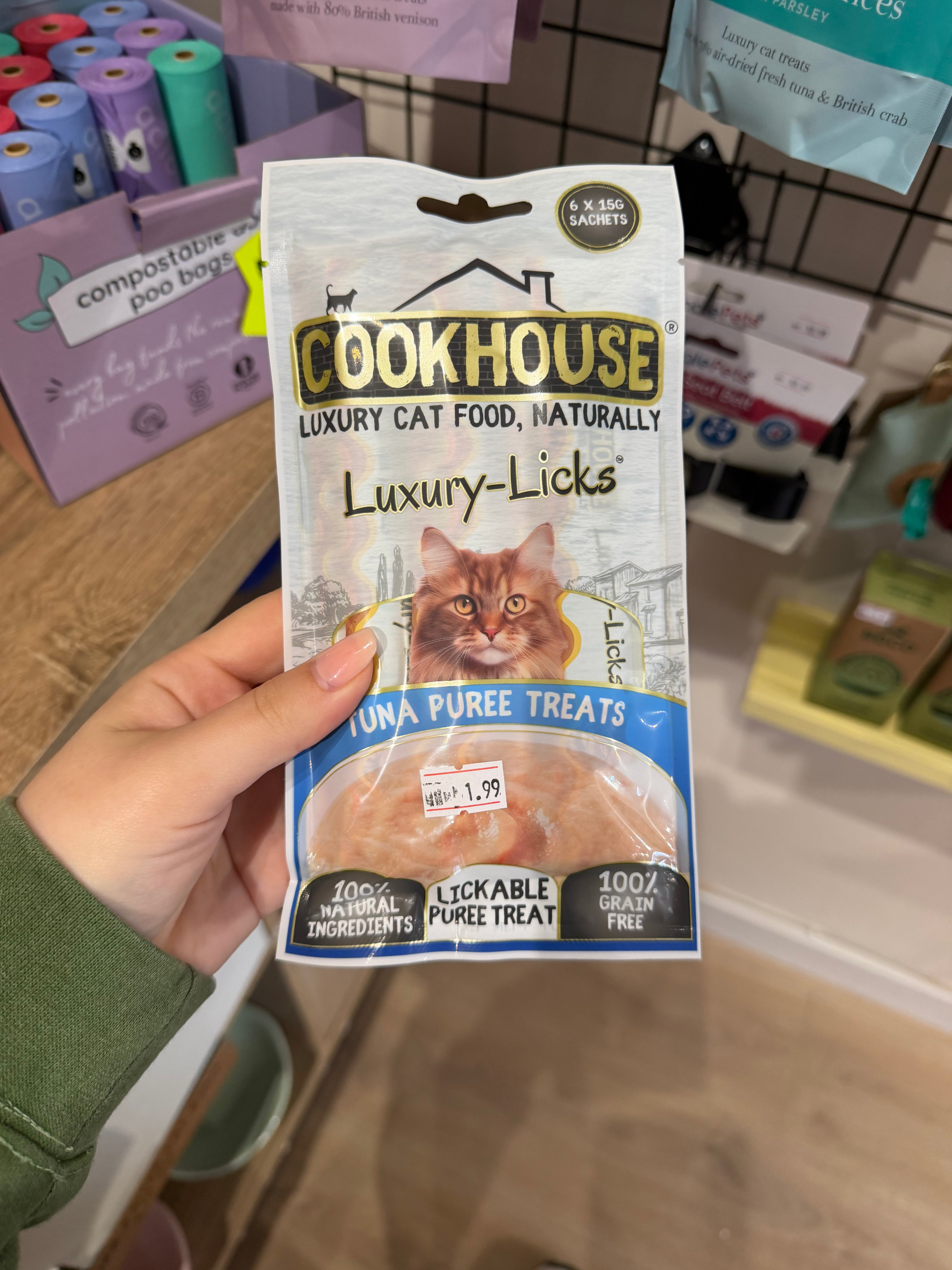 Tuna Luxury Licks